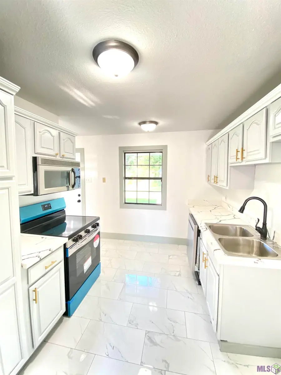 864 Harvey Dr, Baton Rouge, LA 70815 - #3