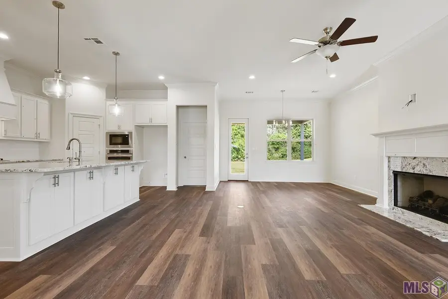 13248 Belle Reine Dr, Geismar, LA 70734 - #3