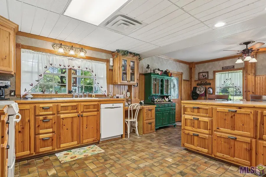 32350 Burgess Road Ext, Denham Springs, LA 70706 - #2