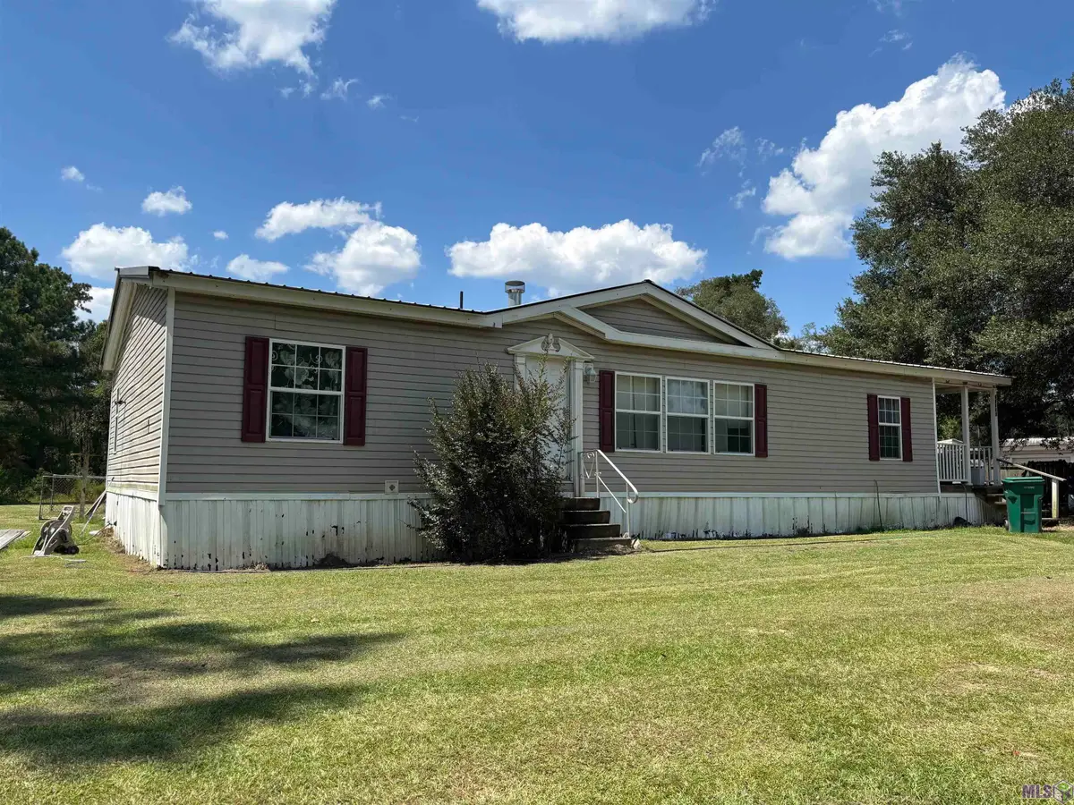 34633 Perkins Rd, Denham Springs, LA 70706 - #1