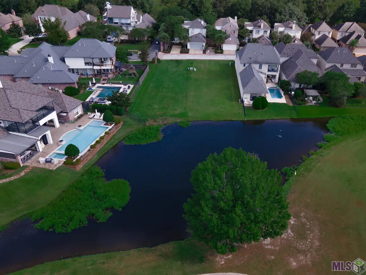19820 Southern Hills Ave, Baton Rouge, LA 70809 - #1