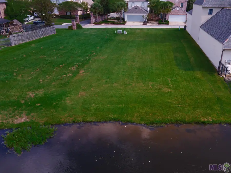 19820 Southern Hills Ave, Baton Rouge, LA 70809 - #2