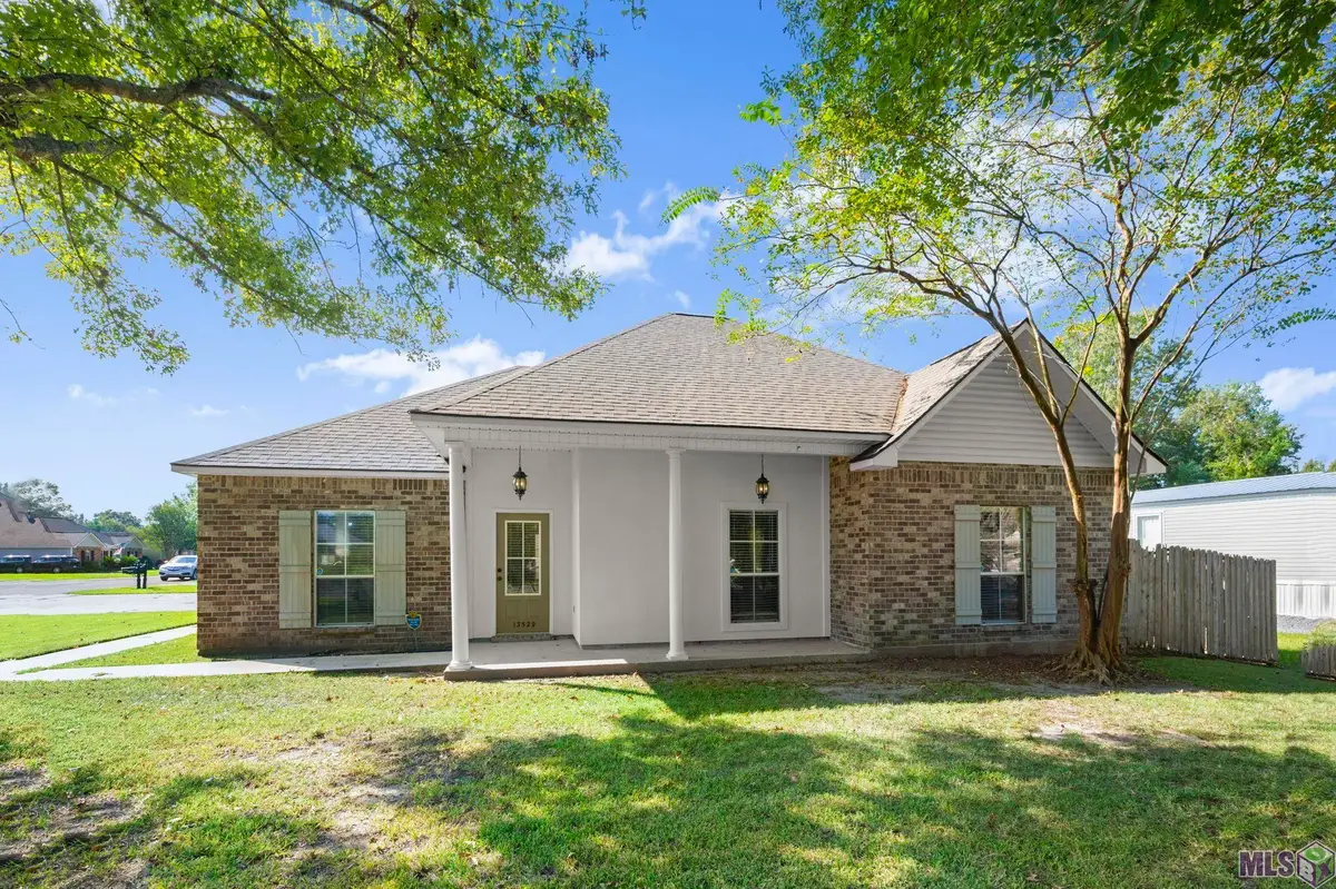 13529 Chase St, Gonzales, LA 70737 - #1