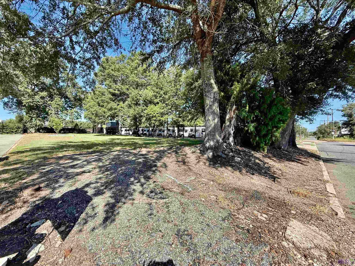 Lots 8,9,10 N 18th St, Baton Rouge, LA 70802 - #1