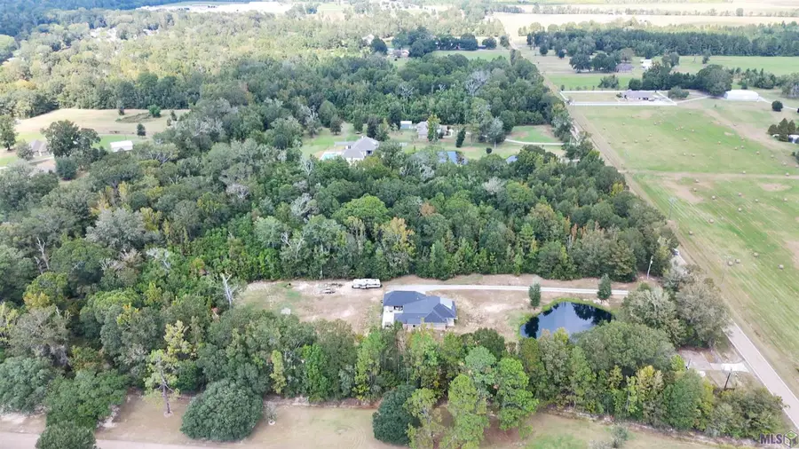 15935 Joor Rd, Zachary, LA 70791 - #2