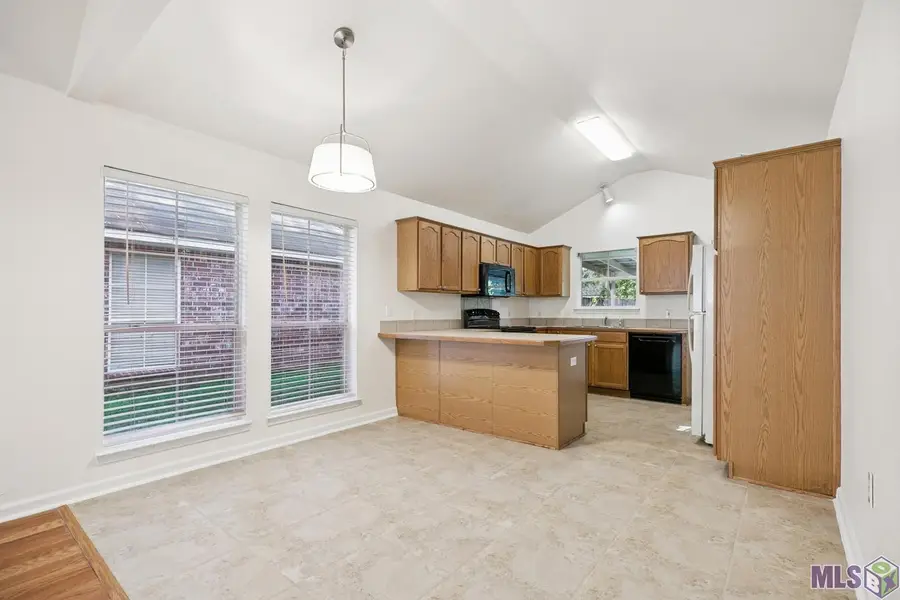 1340 Harwich Dr, Baton Rouge, LA 70820 - #3