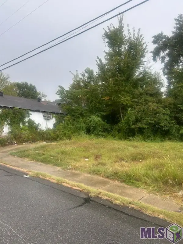 616 Lorri Burgess Ave, Baton Rouge, LA 70802