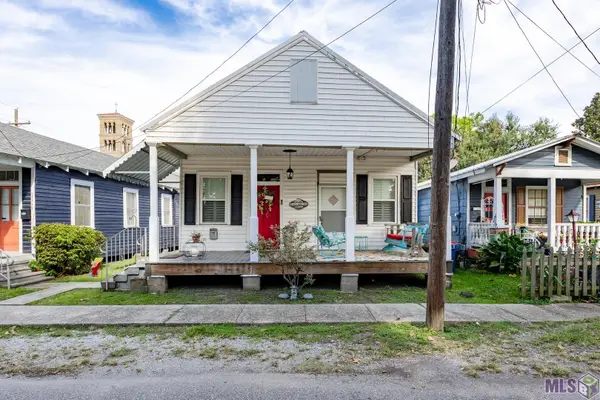 57742 Plaquemine St, Plaquemine, LA 70764