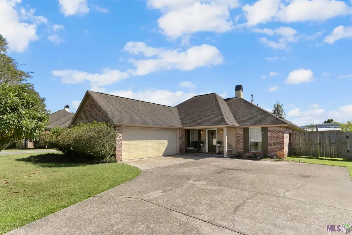 38405 Oakleigh Ln, Prairieville, LA 70769 - #1