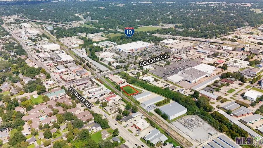 3151 College Dr, Baton Rouge, LA 70808 - #2