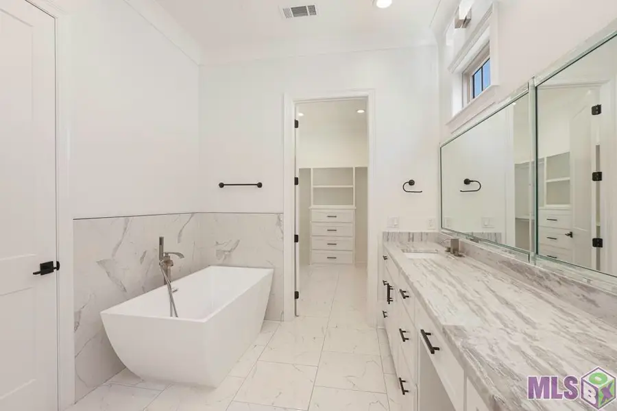 18171 Vis-a-vis Ave, Baton Rouge, LA 70817 - #3