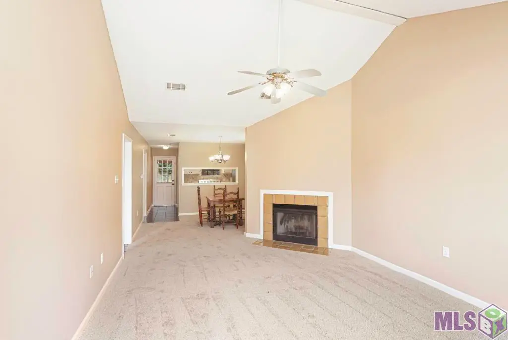 9336 Jefferson Hwy, Baton Rouge, LA 70809 - #1