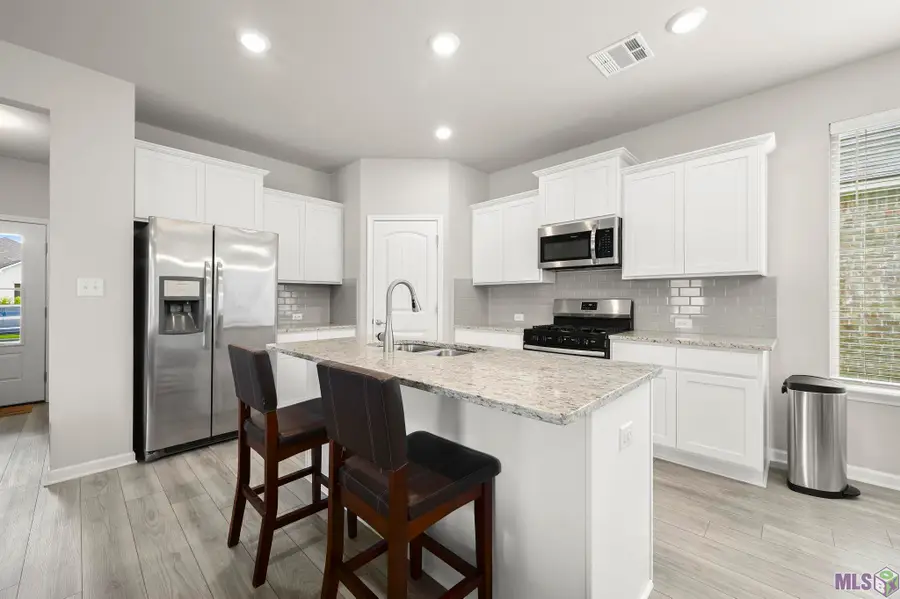 1102 Foxtail Dr, Baton Rouge, LA 70820 - #3