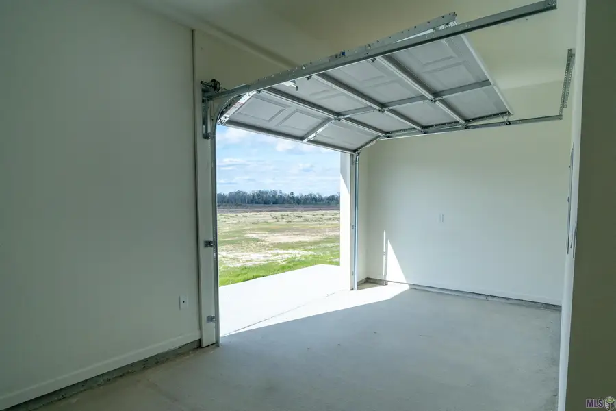 24167 Red Tail Lane, Denham Springs, LA 70726 - #2