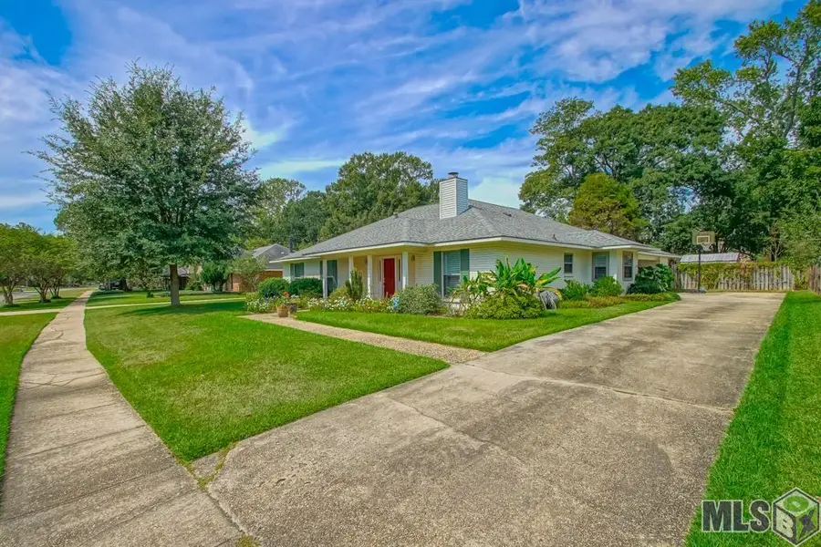 1007 Oak Hills Pkwy, Baton Rouge, LA 70810 - #2