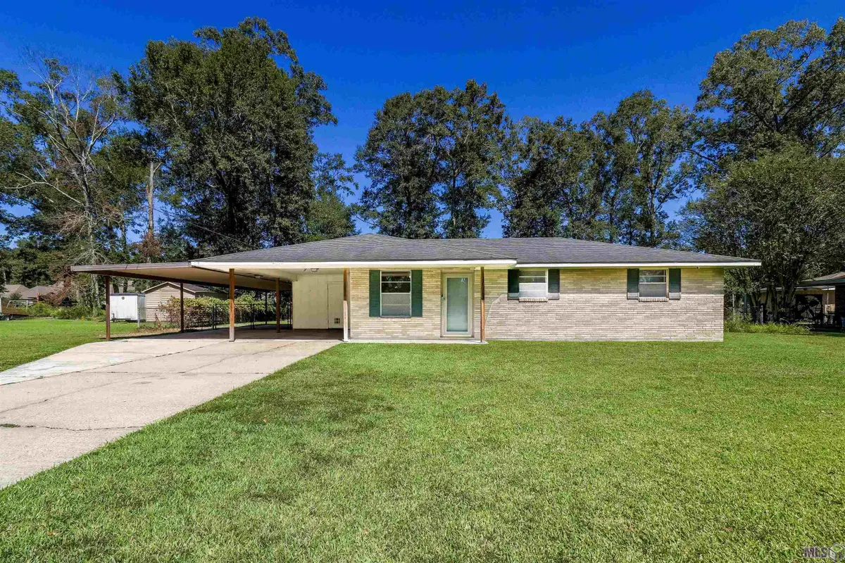 41170 Dean St, Gonzales, LA 70737 - #1