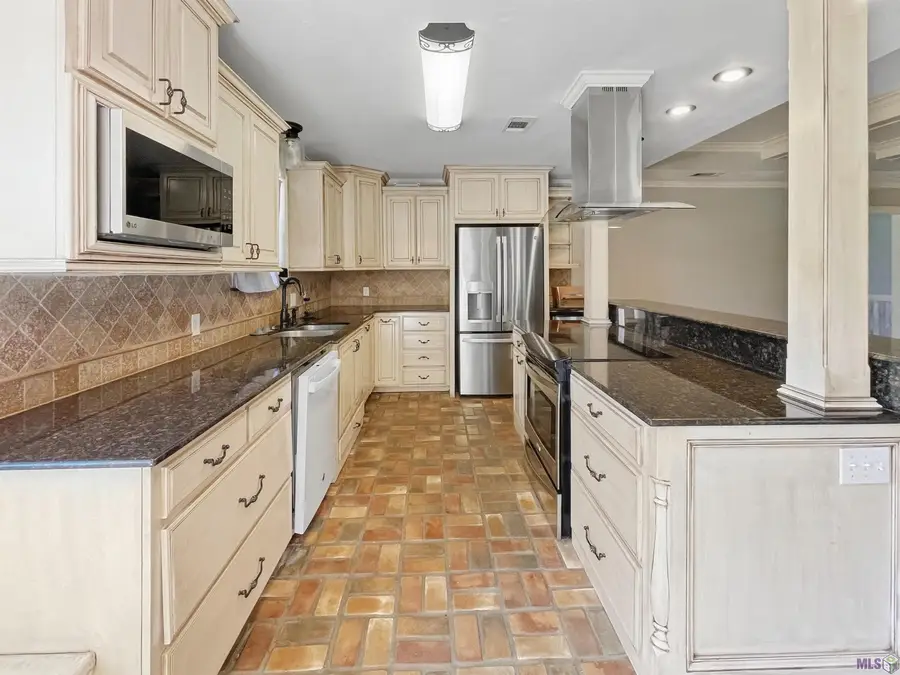 6335 Antioch Blvd, Baton Rouge, LA 70817 - #2