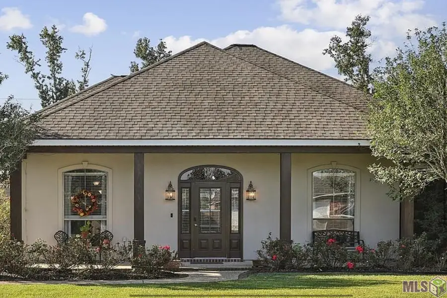 8788 Wyeth Dr, Denham Springs, LA 70706 - #2