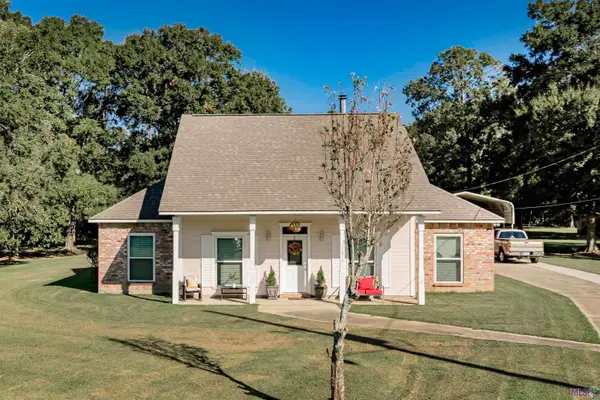 32810 Poplar Ct, Denham Springs, LA 70706