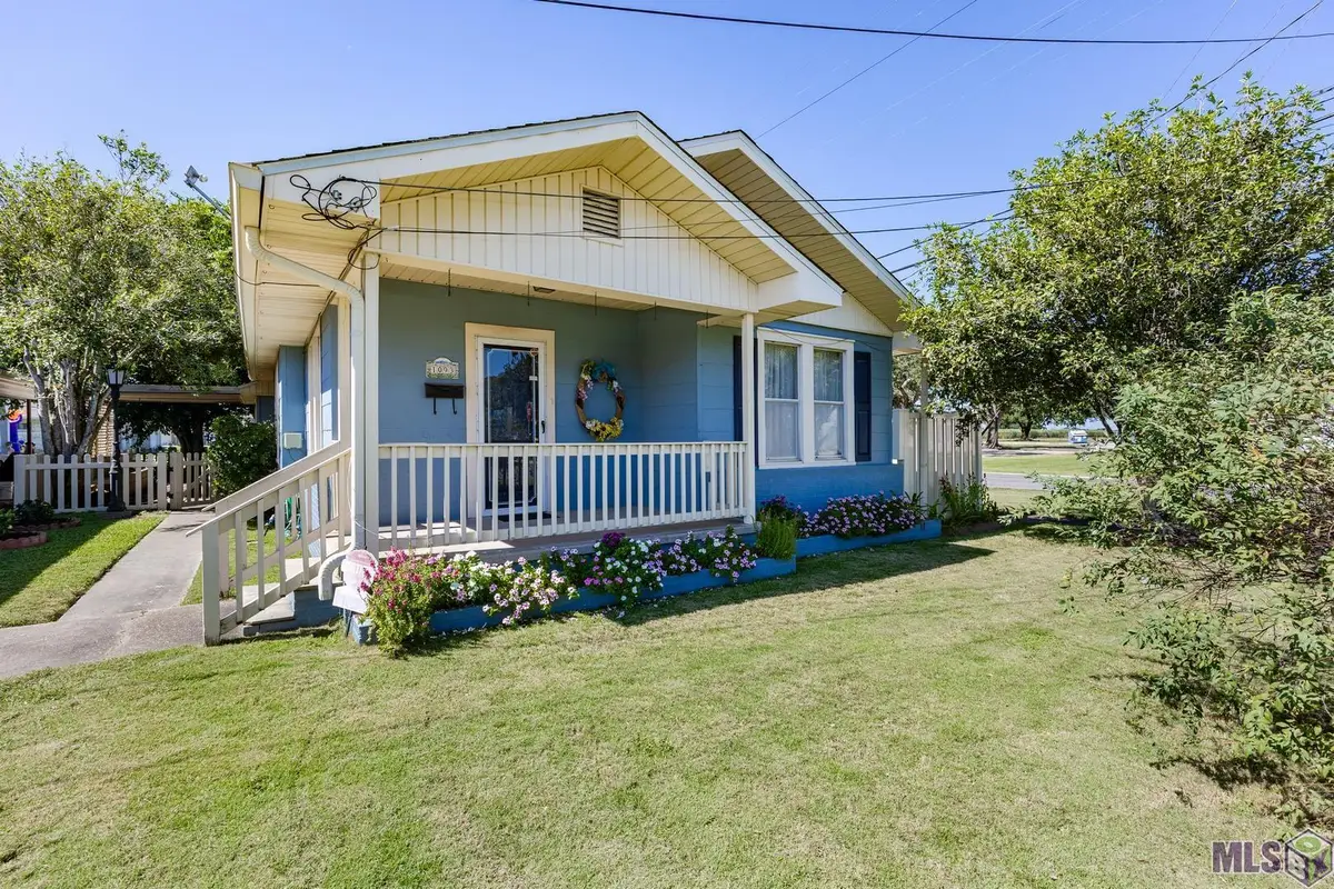 1093 6th St, Port Allen, LA 70767 - #1