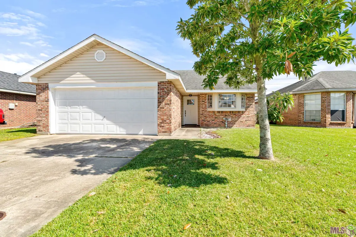 2414 N Sugar Ridge Rd, Laplace, LA 70068 - #1