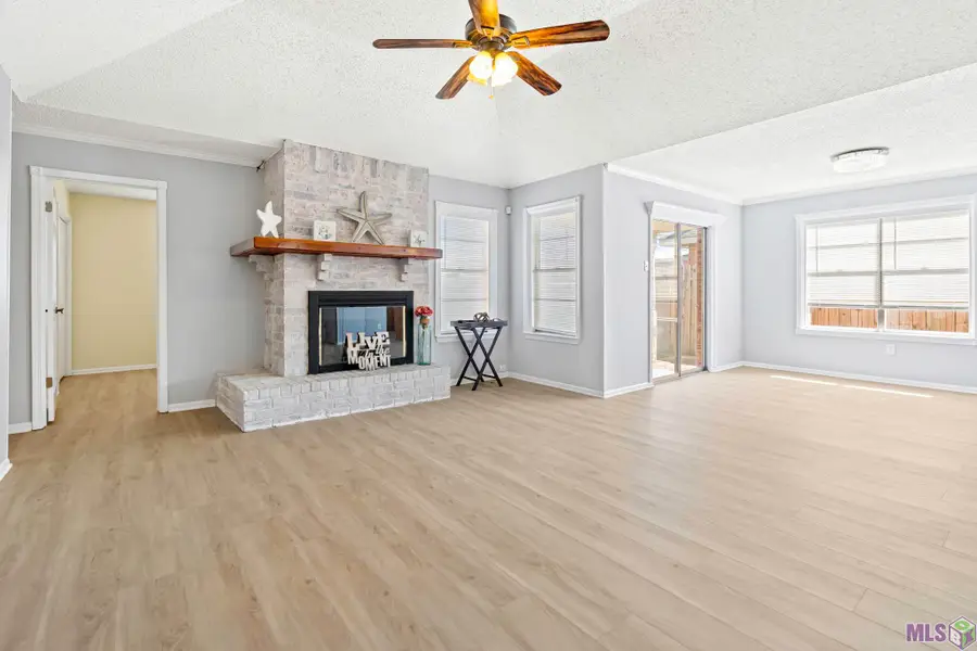 2414 N Sugar Ridge Rd, Laplace, LA 70068 - #3