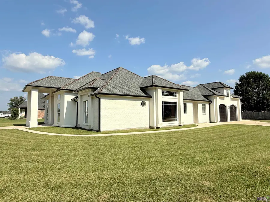 2422 D Anse Broussard Hwy, Breaux Bridge, LA 70517 - #3