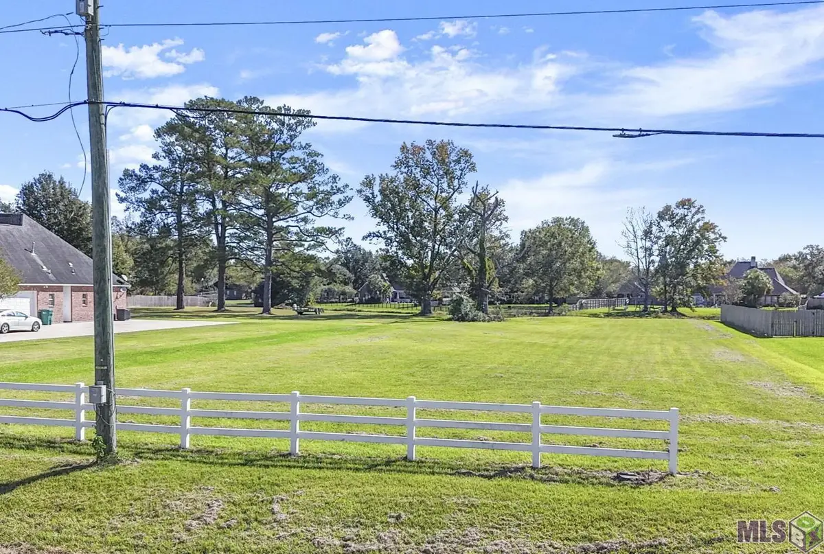 36470 La Hwy 16, Denham Springs, LA 70706 - #1