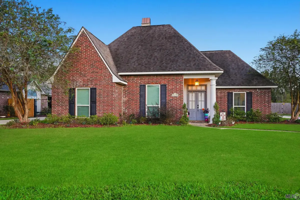 36450 Dialtha Dr, Denham Springs, LA 70706 - #1