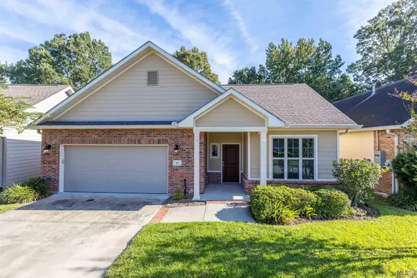 7111 Village Charmant #21, Baton Rouge, LA 70809