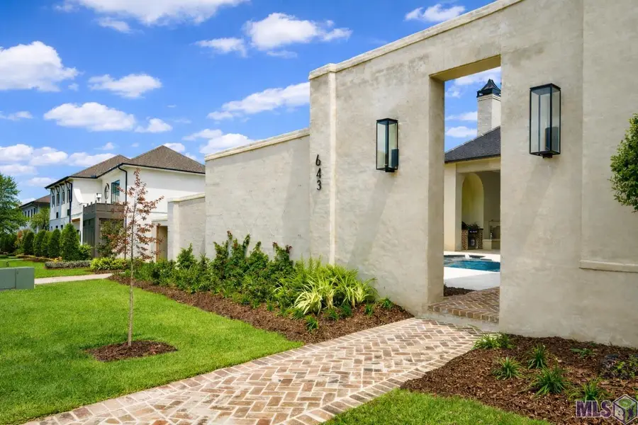 643 Adelia Ln, Baton Rouge, LA 70806 - #2