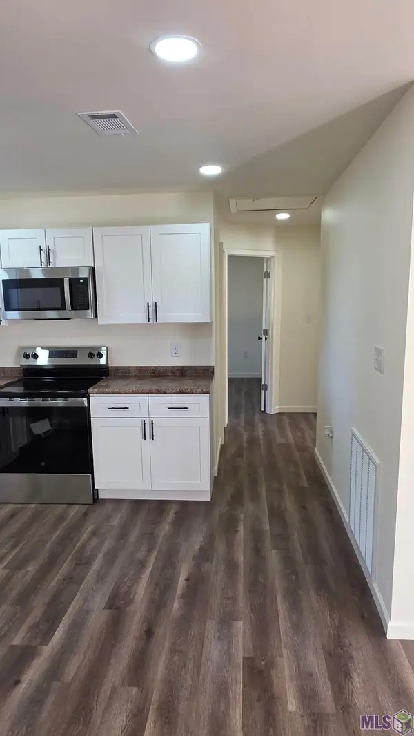 11225 Chalice Dr, Baton Rouge, LA 70815