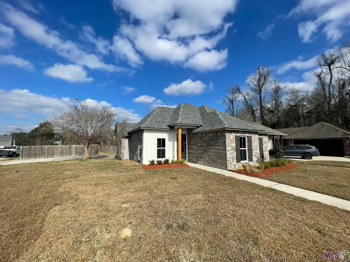 17011 River Birch Ave, Greenwell Springs, LA 70739 - #1