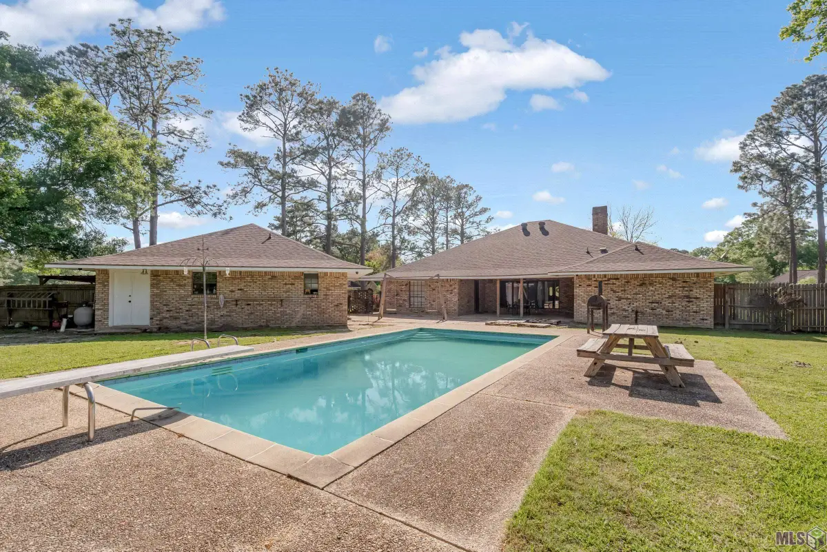9534 Shoe Creek Dr, Central, LA 70818 - #1