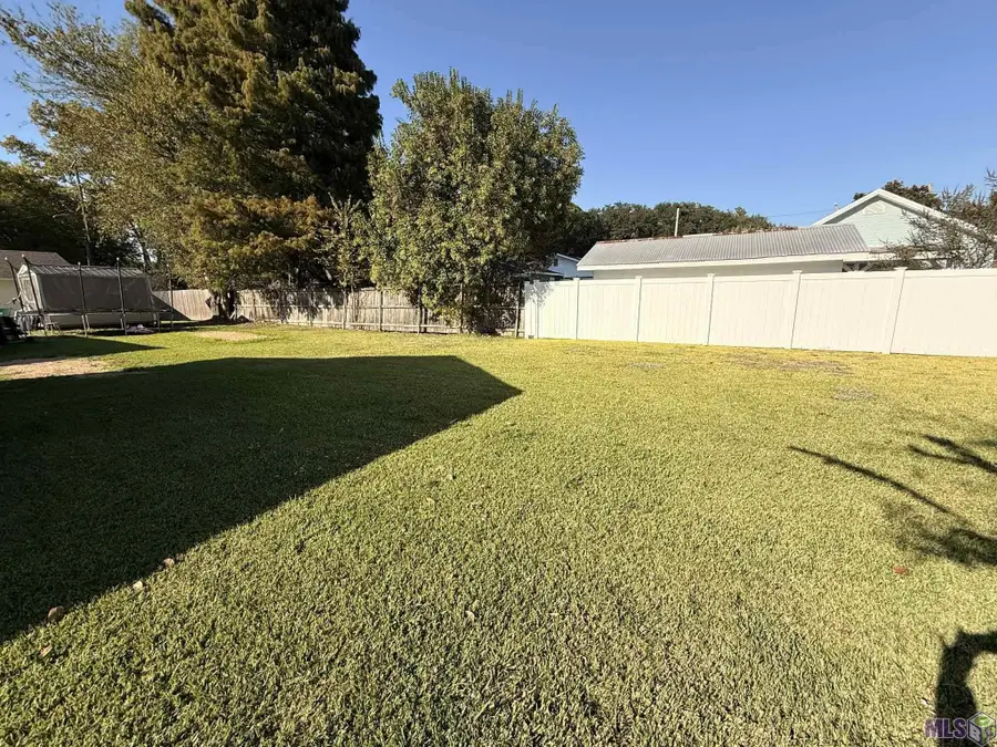 526 Gwin St, Brusly, LA 70719 - #3