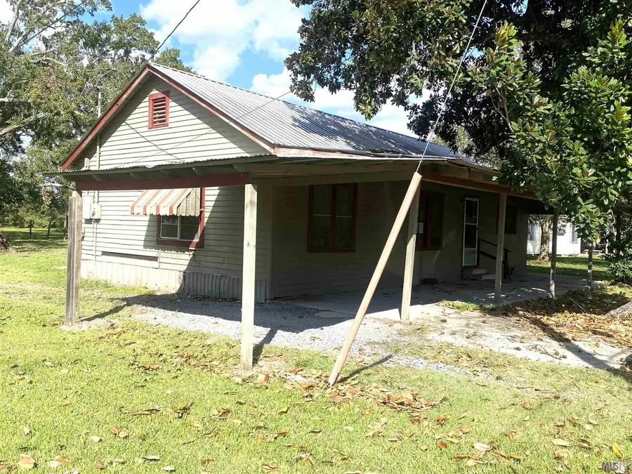 582 Crochet St, Morganza, LA 70759 - #3