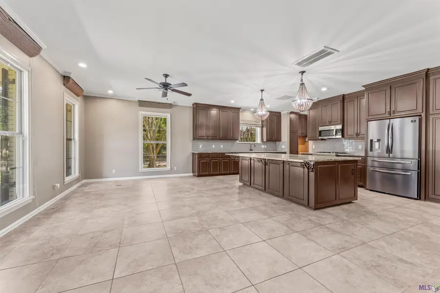 7964 Old Hammond Hwy, Baton Rouge, LA 70809 - #2