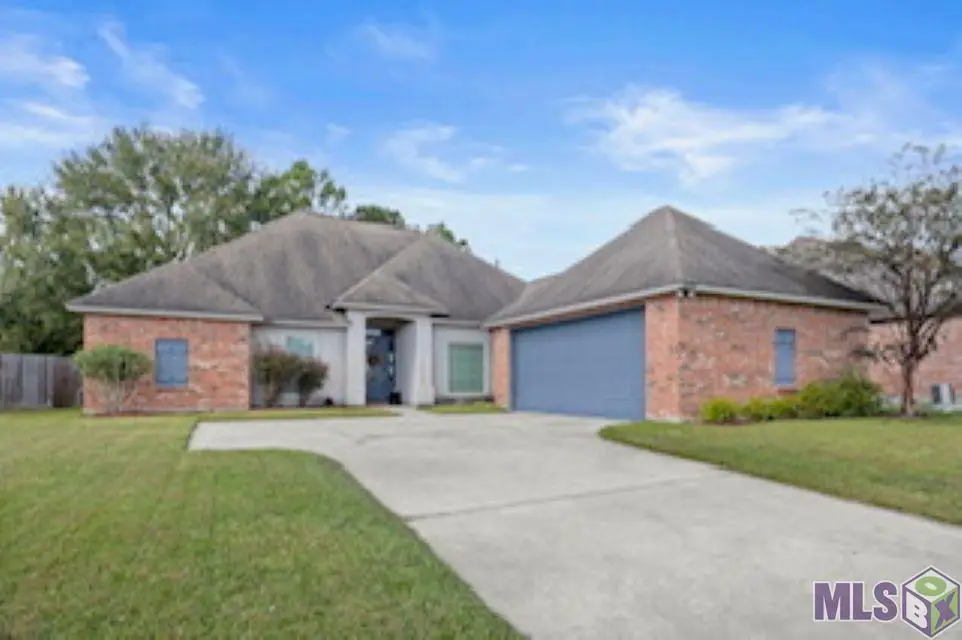 6729 Royal Oaks Ct, Zachary, LA 70791 - #1