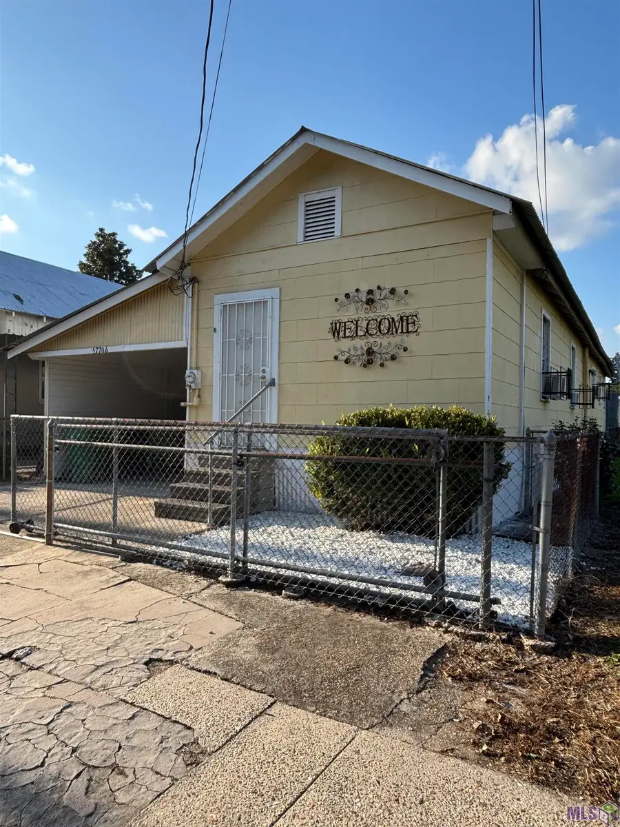 57706 Plaquemine St, Plaquemine, LA 70764 - #2