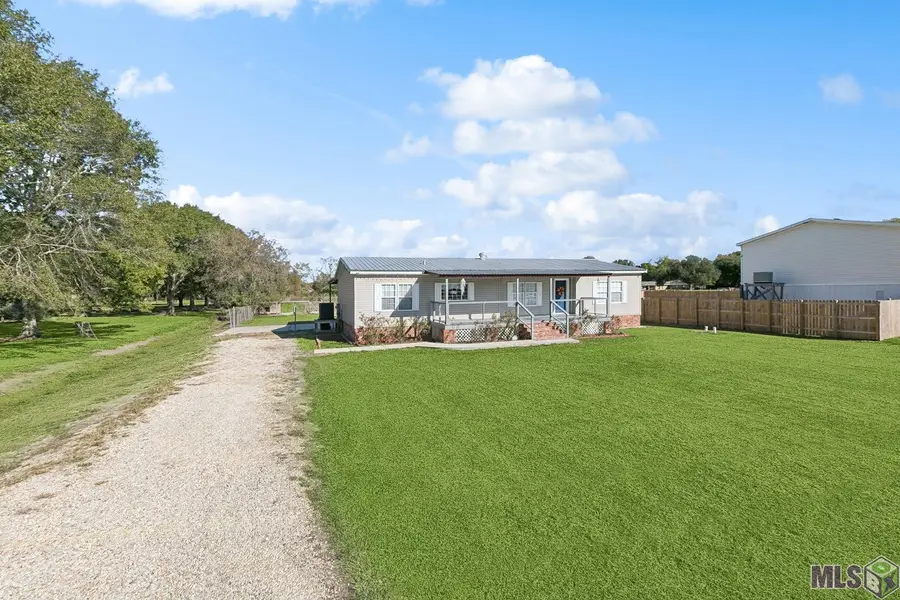 48070 Rogers A Rd, Saint Amant, LA 70774 - #2