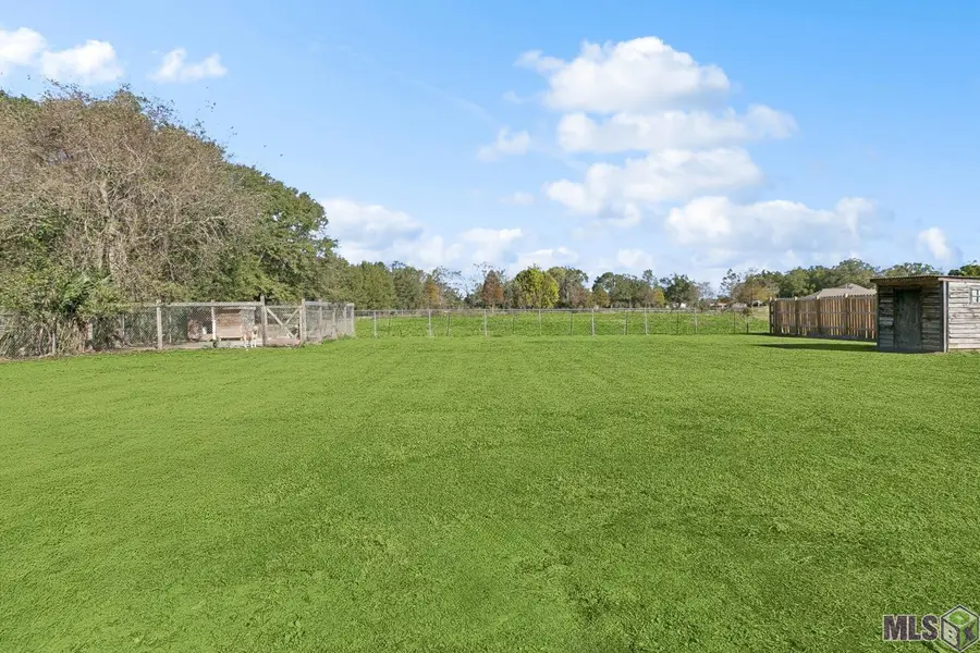48070 Rogers A Rd, Saint Amant, LA 70774 - #3
