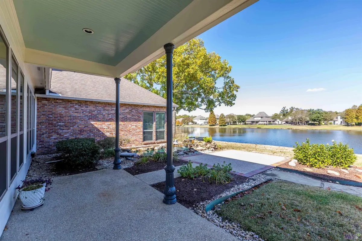 37294 Lakeshore Ave, Prairieville, LA 70769 - #1