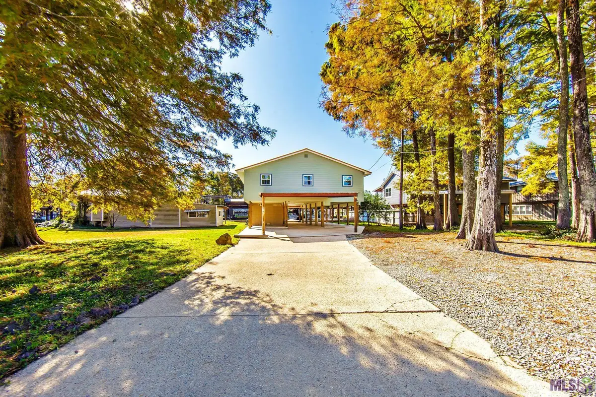 31734 Shelton Dr, Springfield, LA 70462 - #1