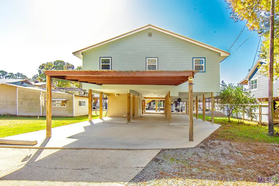 31734 Shelton Dr, Springfield, LA 70462 - #2