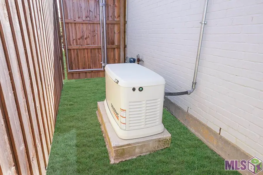 38182 Emery Ln, Prairieville, LA 70769 - #3