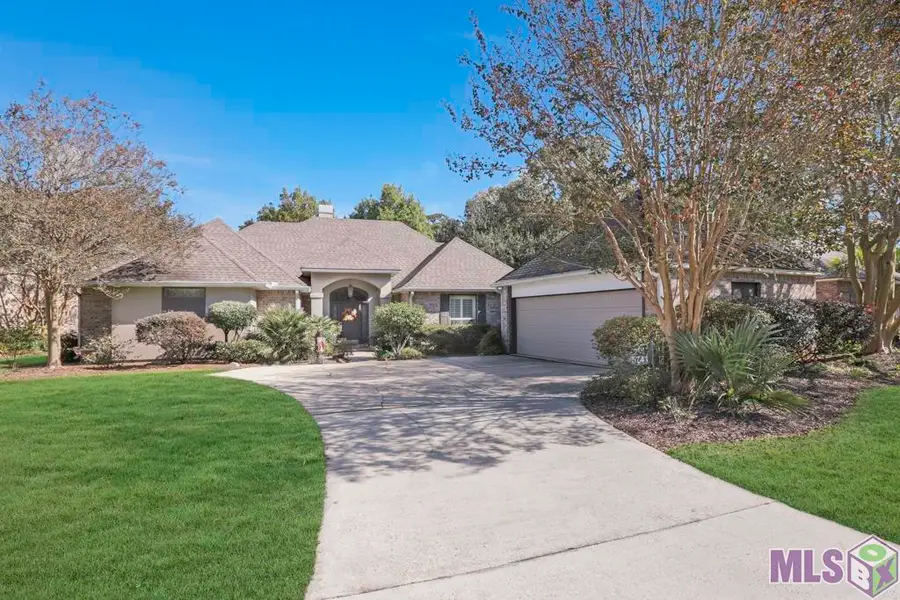 5741 Lake Shadow Dr, Baton Rouge, LA 70817 - #2