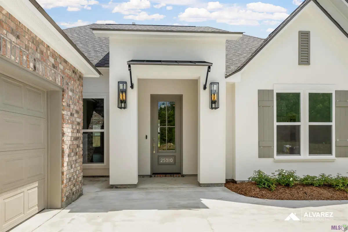 25310 Burlington Ave, Denham Springs, LA 70726 - #1
