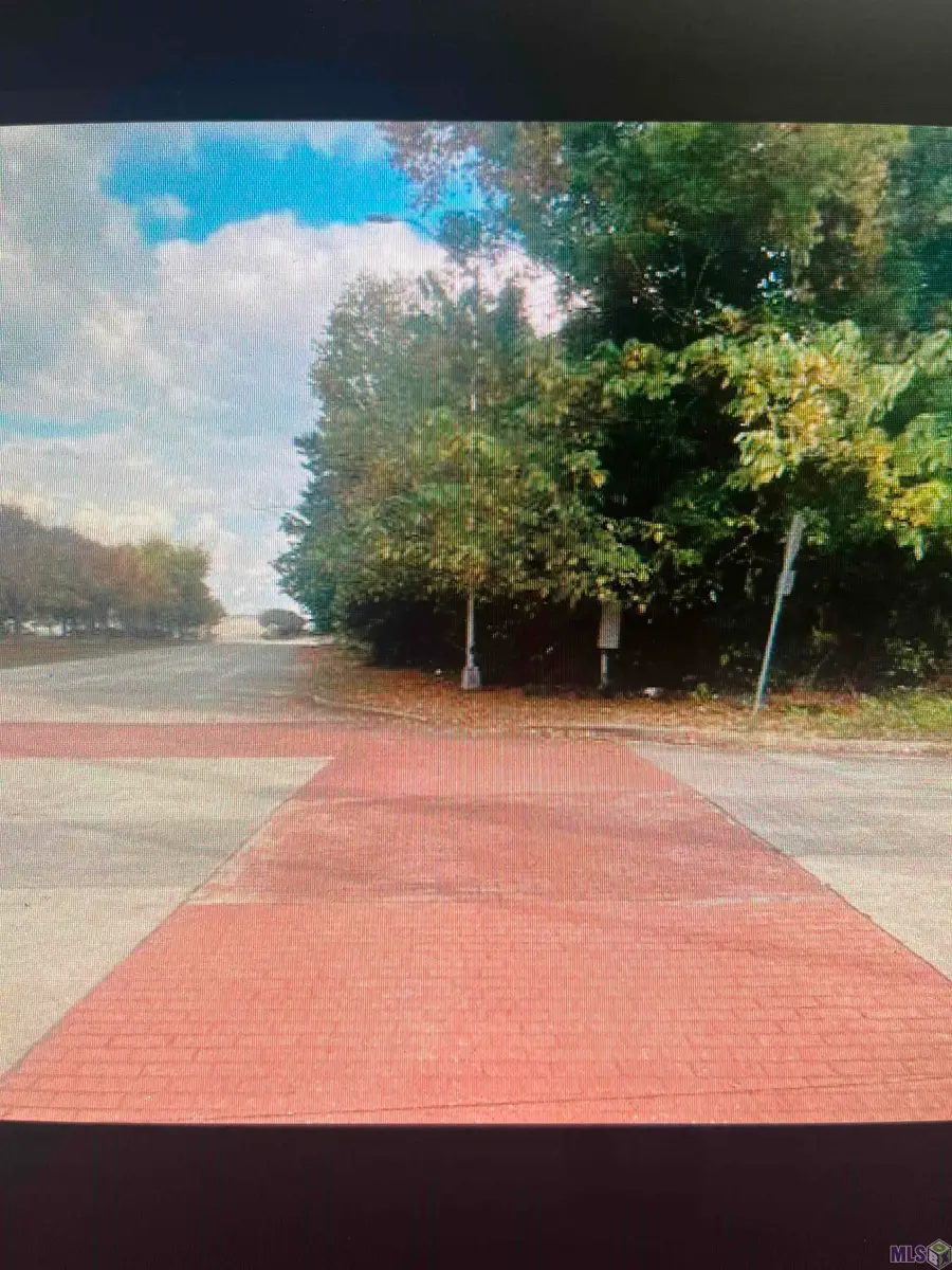 S 11th, Baton Rouge, LA 70802 - #2