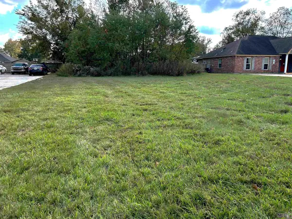 13530 Coursey Bl, Baton Rouge, LA 70817