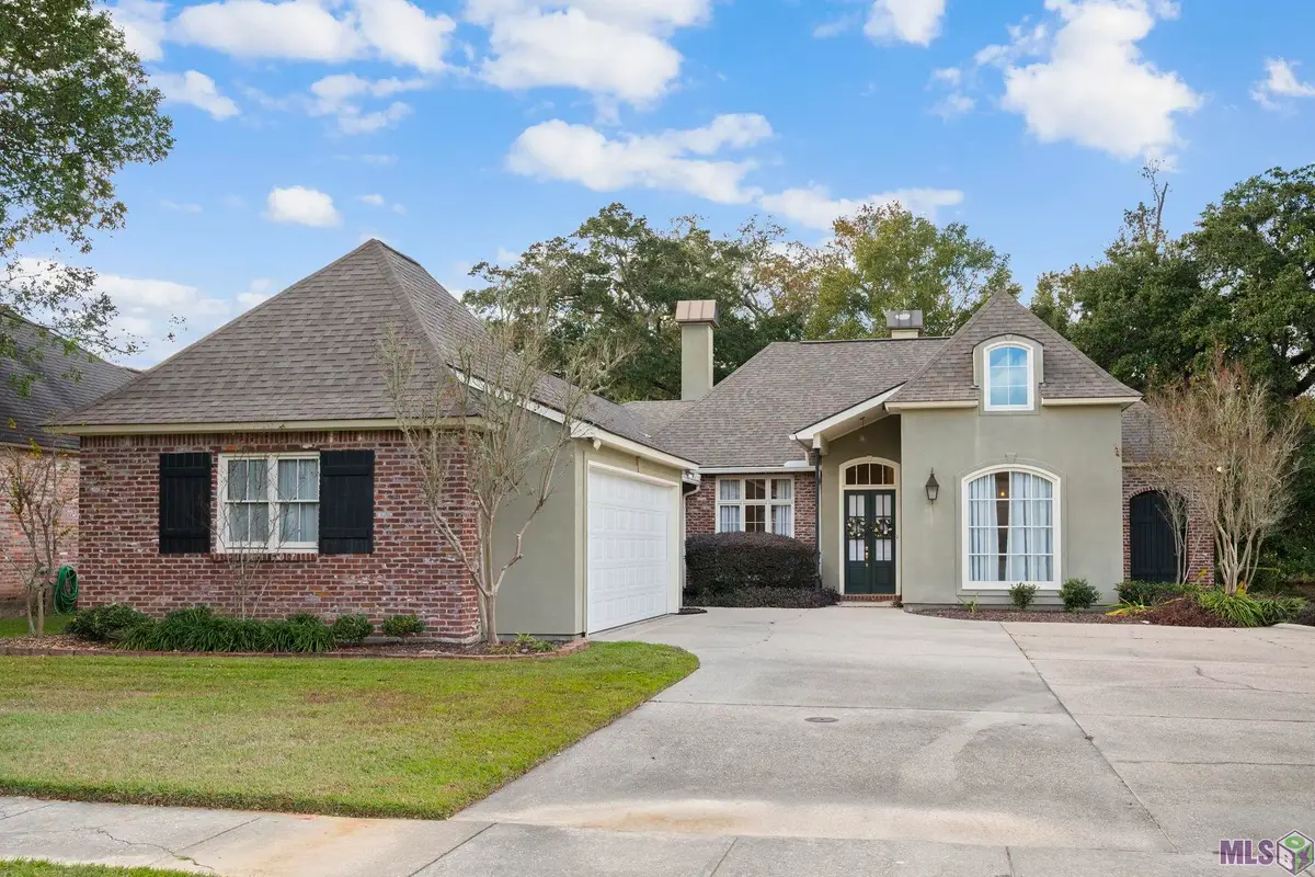17928 Pecan Shadows Dr, Baton Rouge, LA 70810 - #1
